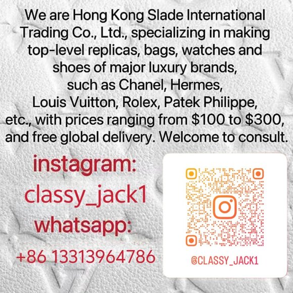 Classic CHANEL Bag: A Stylish and Versatile Choice for Elegance - Picture 2 of 5